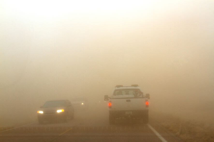 driving in dust storm