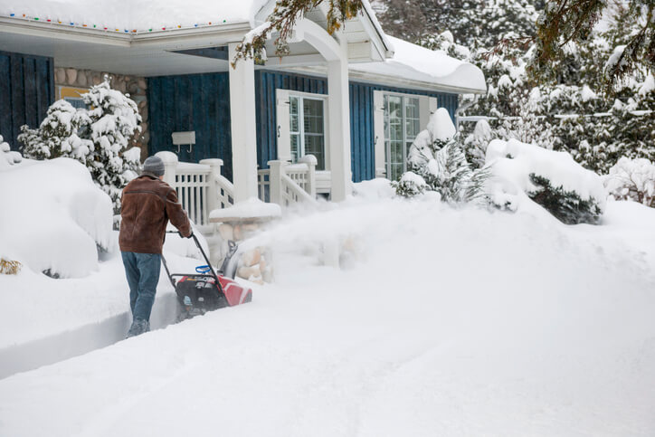 How to Prepare for Storms with Ice and Snow